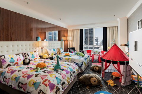 Swissôtel Sydney - Holiday Find 3