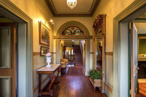 The Corinda Collection - Holiday Find 4