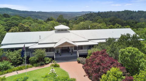 The Country House At Hunchy Luxury Bed And Breakfast Accommodation - Holiday Find 1