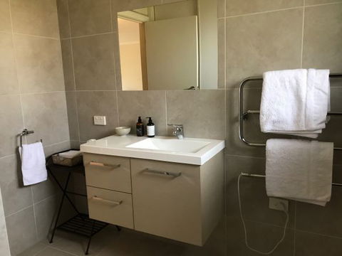 Townhouse On Deas - Holiday Find 4