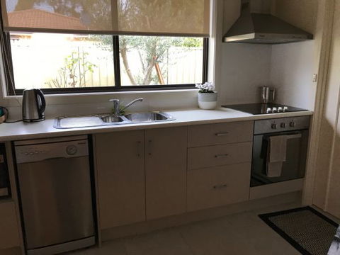 Townhouse On Deas - Holiday Find 5