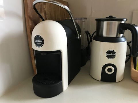 Townhouse On Deas - Holiday Find 6