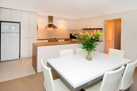 Unit 5 Wyuna Queenscliff - Holiday Find 0