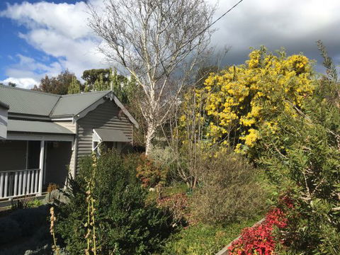 Valley View Cottage - Holiday Find 4
