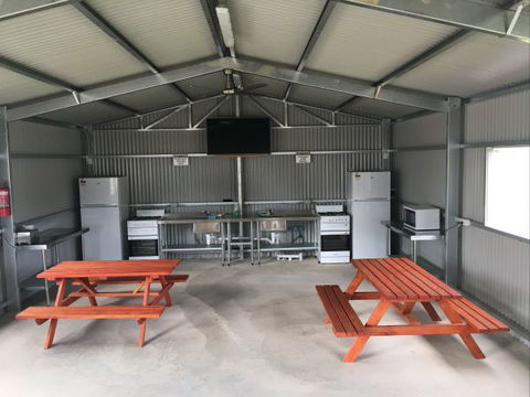 Waikerie Holiday Park - Holiday Find 2