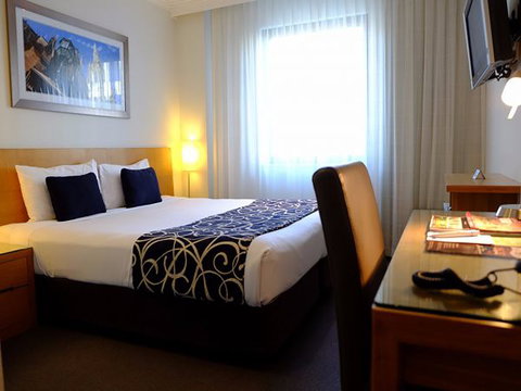 Wyndham Sydney Suites - Holiday Find 2