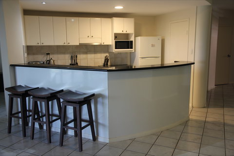 Darwin Deluxe Apartments - Holiday Find 9