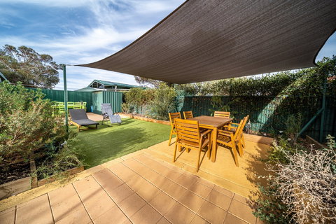 Flinders Ranges Bed And Breakfast - Holiday Find 0