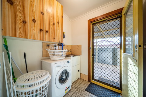 Flinders Ranges Bed And Breakfast - Holiday Find 2