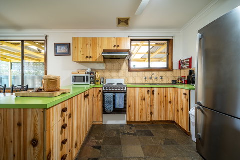 Flinders Ranges Bed And Breakfast - Holiday Find 5