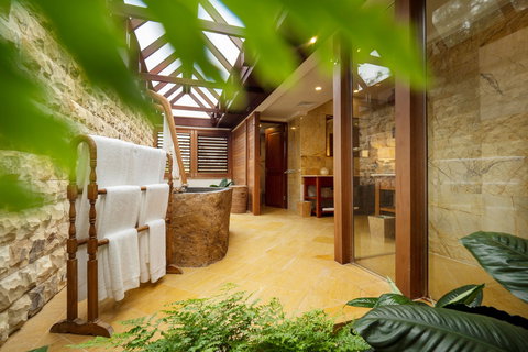 Makepeace Island - Sir Richard Branson's Australian Home - Holiday Find 3