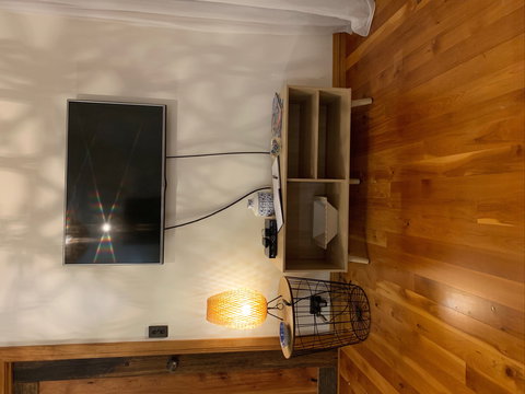 Mannaburne Cabin - Holiday Find 5