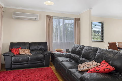Mirramar House - Holiday Find 7