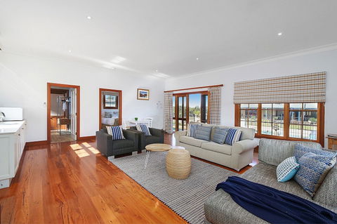 Stonegate - Holiday Find 3