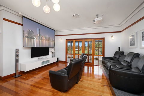 Stonegate - Holiday Find 5