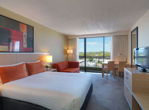 Travelodge Hotel Rockhampton - Holiday Find 8