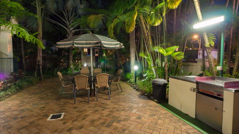 Tropic Towers Apartments - Holiday Find 2
