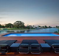 Whitehaven at Broadbeach - Vogue holiday Homes - Holiday Find