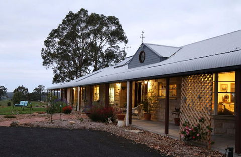 BellbirdHill Bed And Breakfast - Holiday Find 0