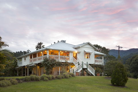 Mavis's Kitchen And Cabins - Holiday Find 1