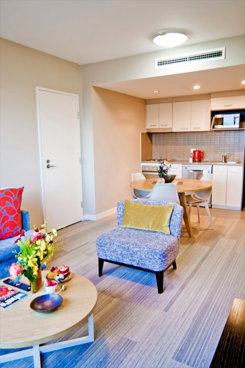 Quest Mascot Apartment - Holiday Find 3