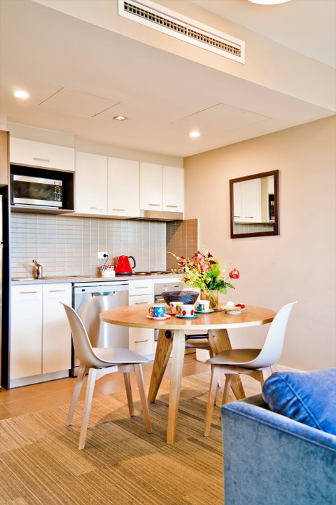 Quest Mascot Apartment - Holiday Find 5
