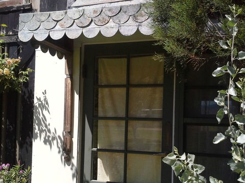 Runnymeade Studio B&B - Holiday Find 1