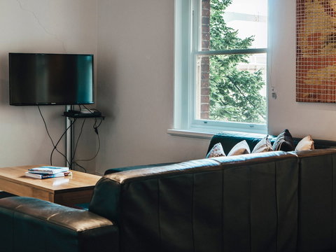 Sullivans Cove Apartments - Gibsons Mill - Holiday Find 9