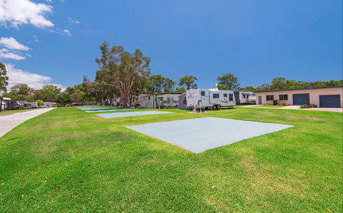 Bimbimbi Riverside Caravan Park - Holiday Find 2
