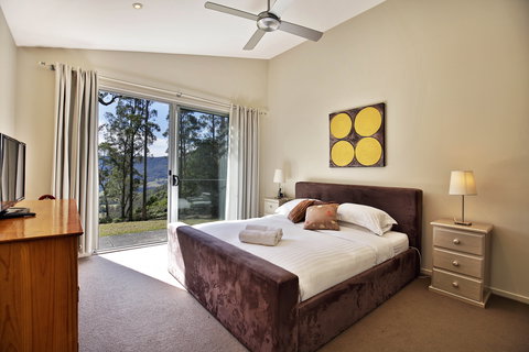 Cherrywoood - Holiday Find 2