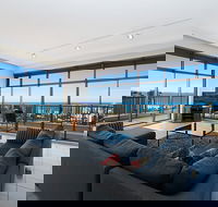 Seascape Penthouse - Holiday Find