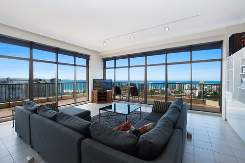 Seascape Penthouse - Holiday Find 0