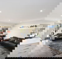 Silver Hill Townhouse - Holiday Find
