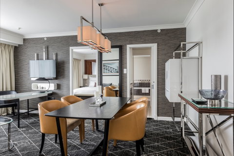 Swissôtel Sydney - Holiday Find 1