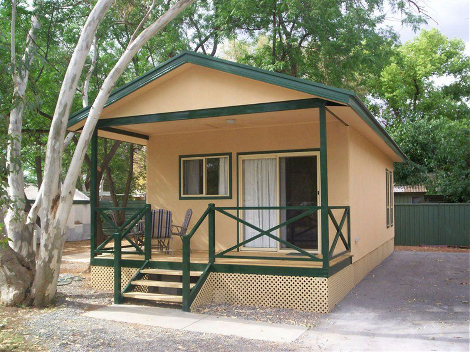 Larapinta NT Holiday Find