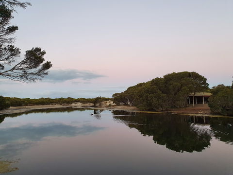 Antechamber Bay North Campground - Holiday Find 0
