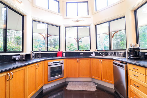 Lumeah House - Holiday Find 2