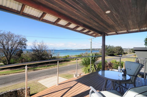 Oasis On The Beach Jervis Bay - Holiday Find 0
