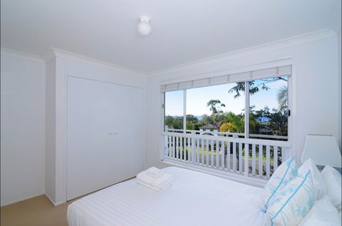 Poolside  Jervis Bay - Holiday Find 2