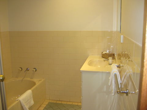 Tarrawingee Holiday Unit - Holiday Find 0