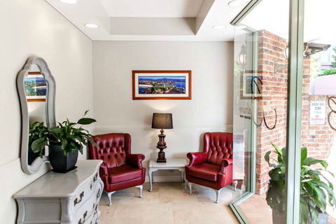 The Belmore All-Suite Hotel - Holiday Find 2