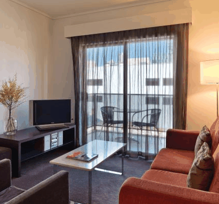 Medina Executive Barrack Plaza - Holiday Find 4