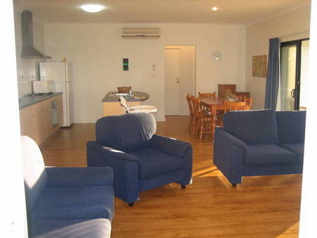 Busselton Beachfront - Holiday Find 1