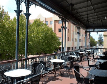 Rosie O'Grady's Irish Pub - Holiday Find