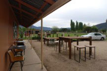 The Araluen Valley Hotel - Holiday Find 4