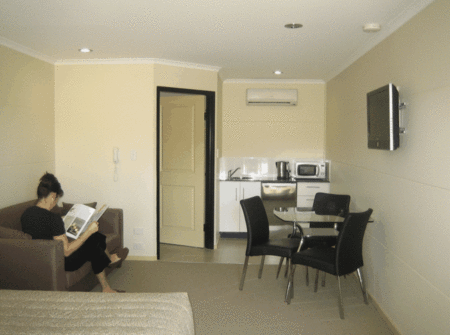 Balranald Club Motel - Holiday Find