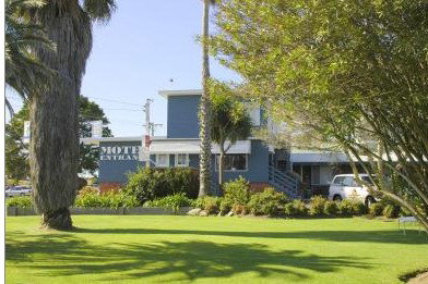 Bermagui Motor Inn - Holiday Find 0