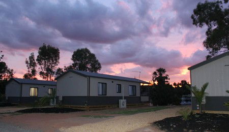 Buronga Riverside Tourist Park - Holiday Find 2