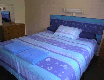 Emu Beach Chalets - Holiday Find