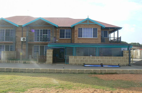 Seaspray Beach Holiday Park - Holiday Find 0